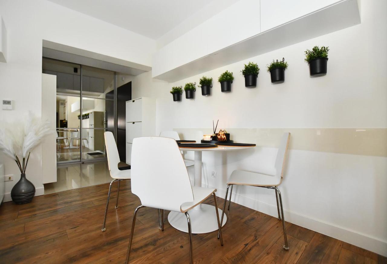 Ciekawe Miejsce B Apartment Kolobrzeg Bagian luar foto