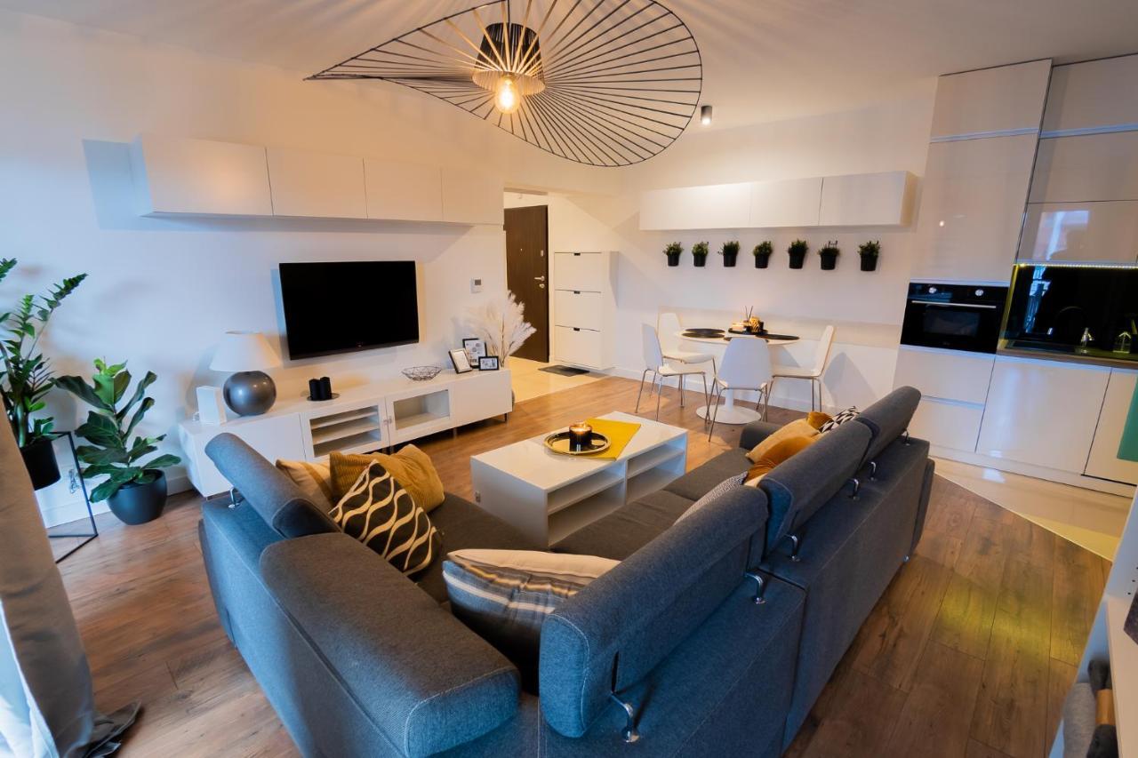 Ciekawe Miejsce B Apartment Kolobrzeg Bagian luar foto