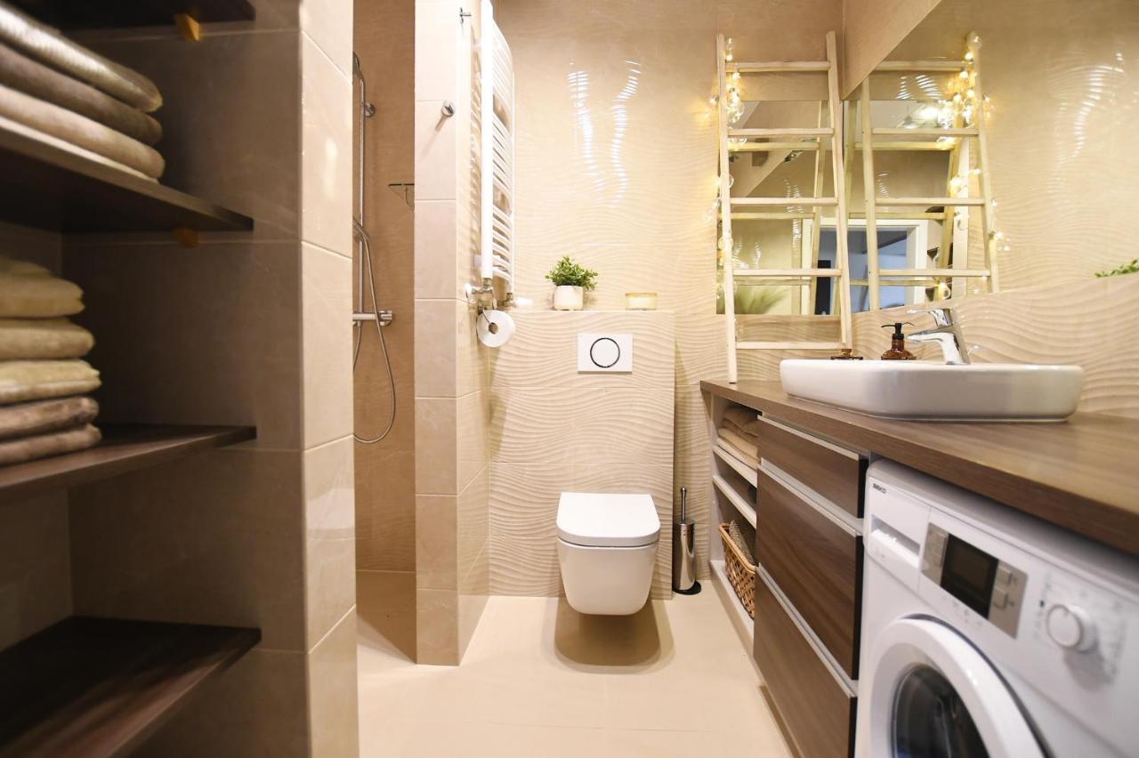 Ciekawe Miejsce B Apartment Kolobrzeg Bagian luar foto