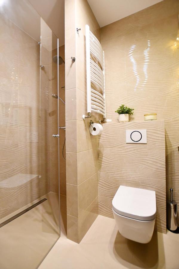 Ciekawe Miejsce B Apartment Kolobrzeg Bagian luar foto